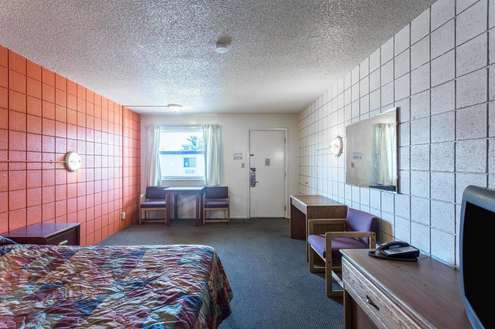 Budget Inn Missoula East Exteriér fotografie