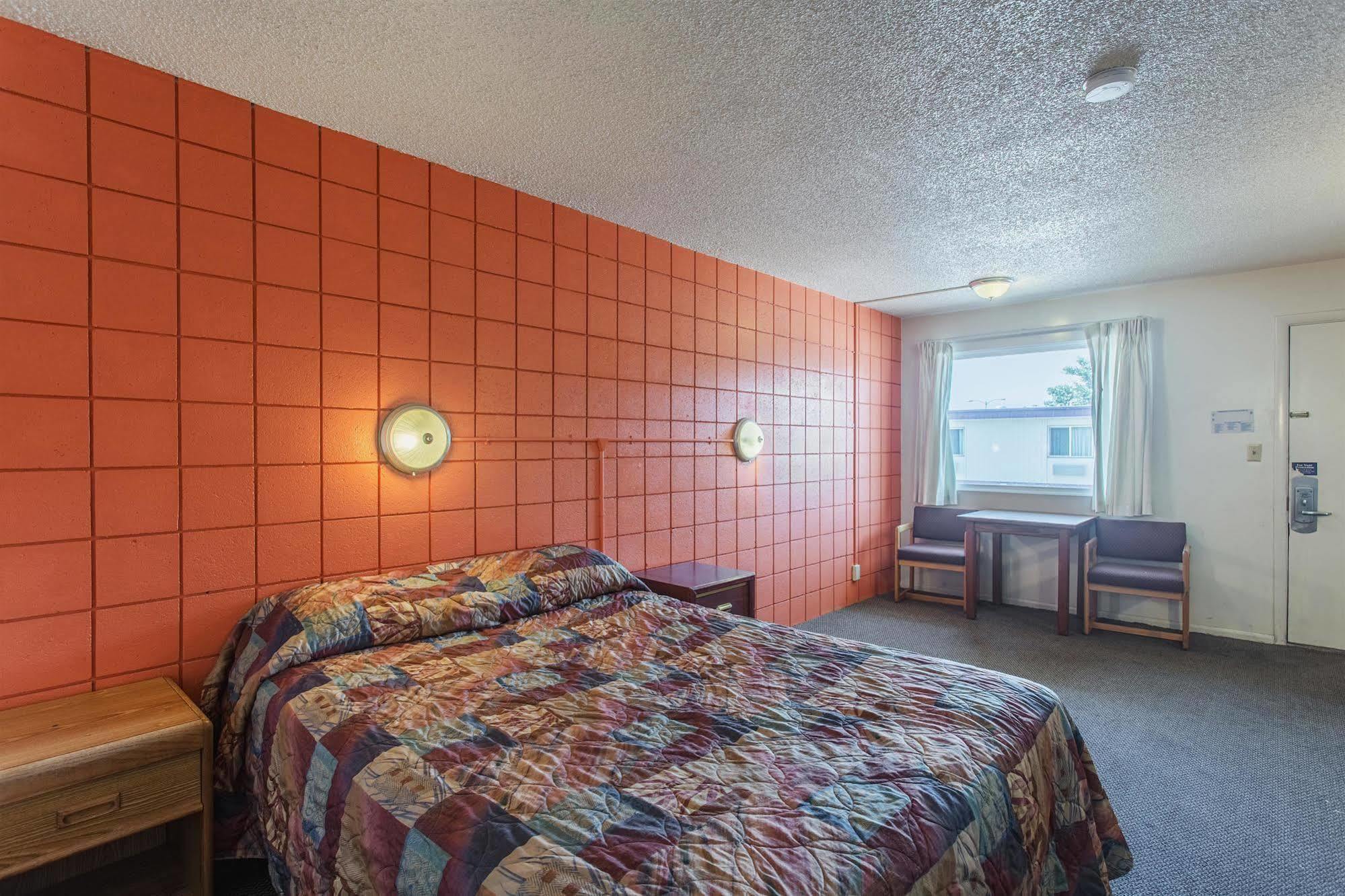Budget Inn Missoula East Exteriér fotografie